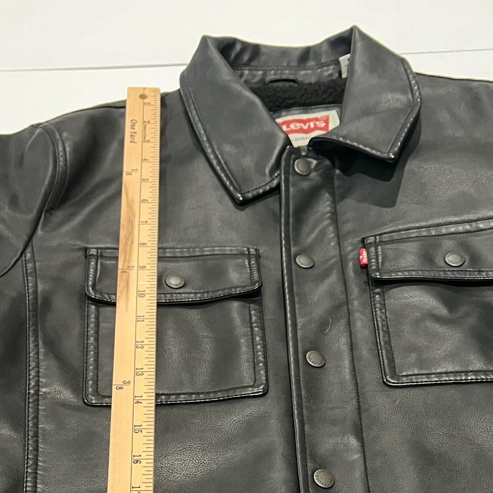 Levi's mens Buffed Cow Faux Leather Hooded Trucker Jacket S-M